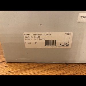 FRYE VERONICA SLOUCH SLATE, 8M, WORN TWICE